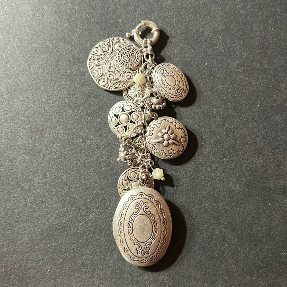 Premier Designs Silver Tone 3 Locket Clip On